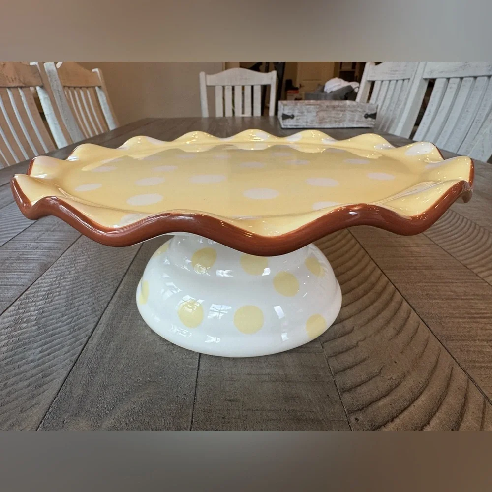 Paula Deen - Dot Crazy Yellow & White Handpainted Cake - Dessert Stand